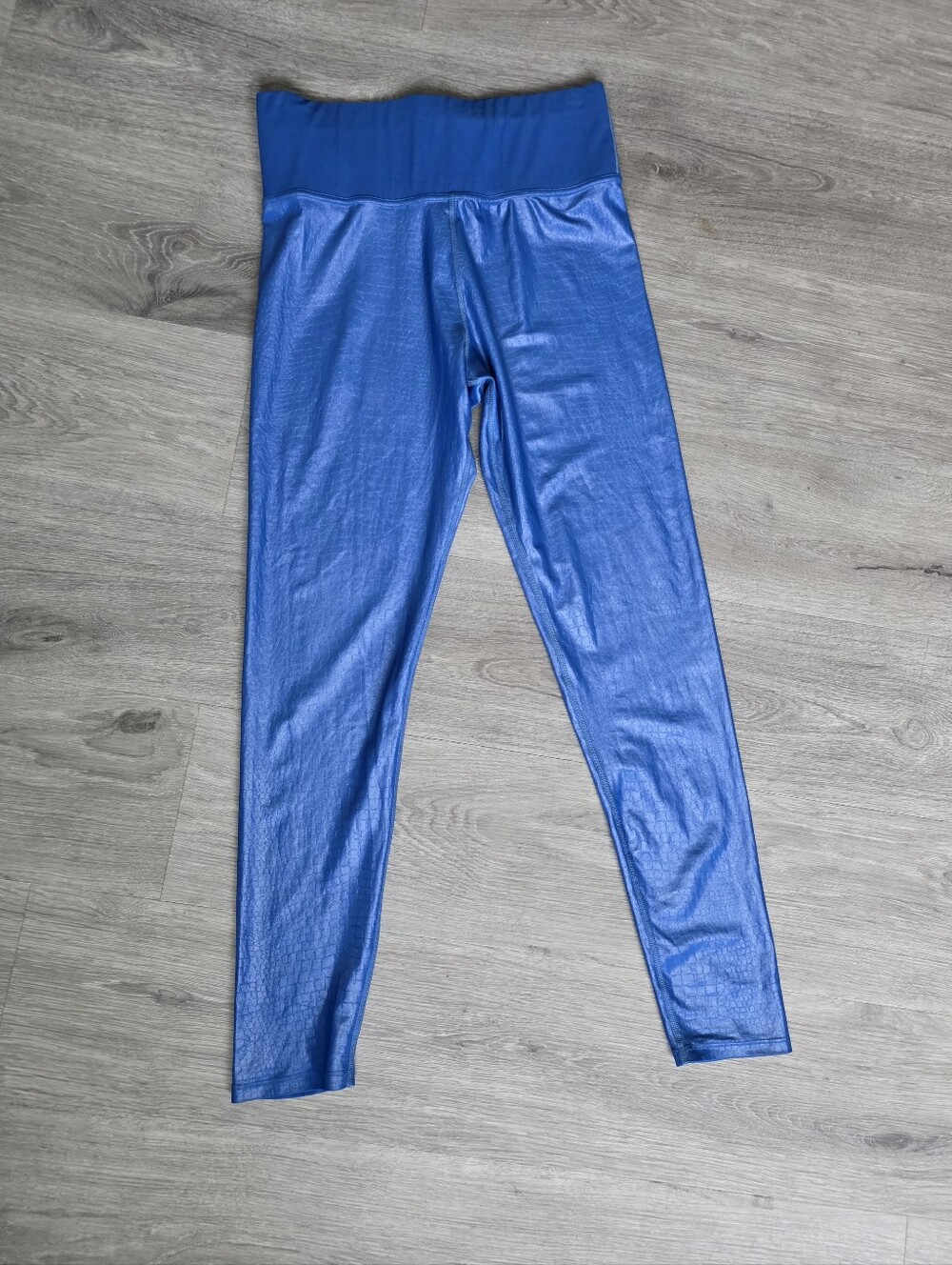 Carbon38 blue Legging in Croc Shine L